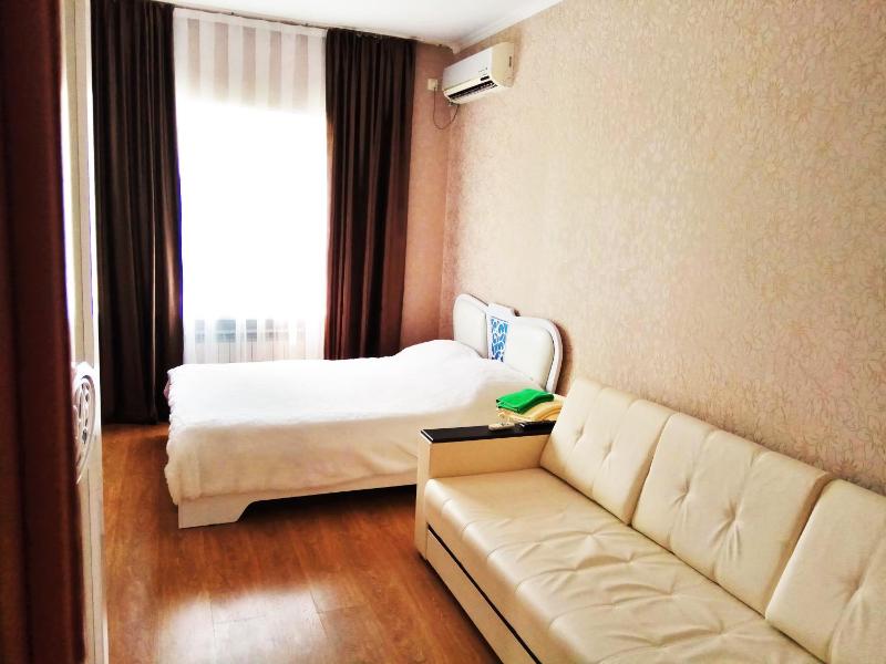 Standard Quadruple Room image 1