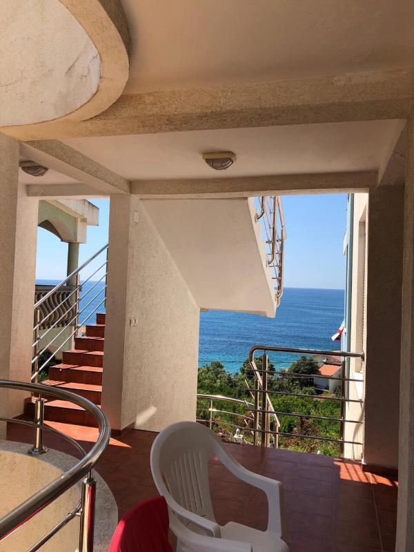 Two-Bedroom Apartment with Partial Sea View (6 Adults) image 4