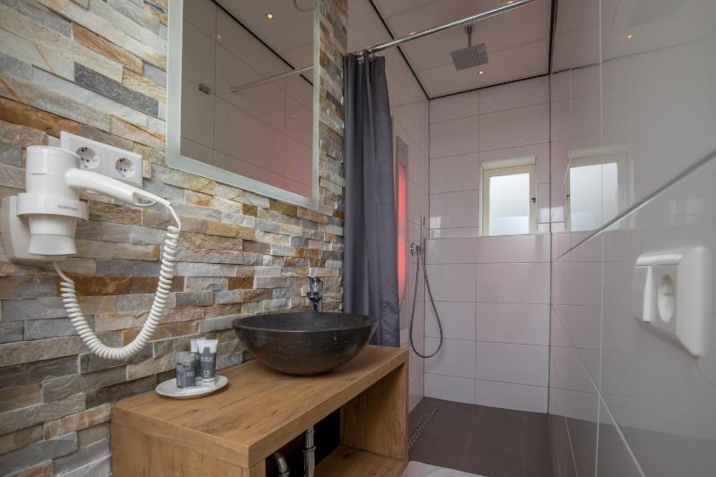 Junior Suite with Terrace image 3