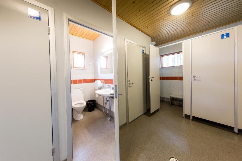 Glamping cottage for 4 person, shared toilet image 3