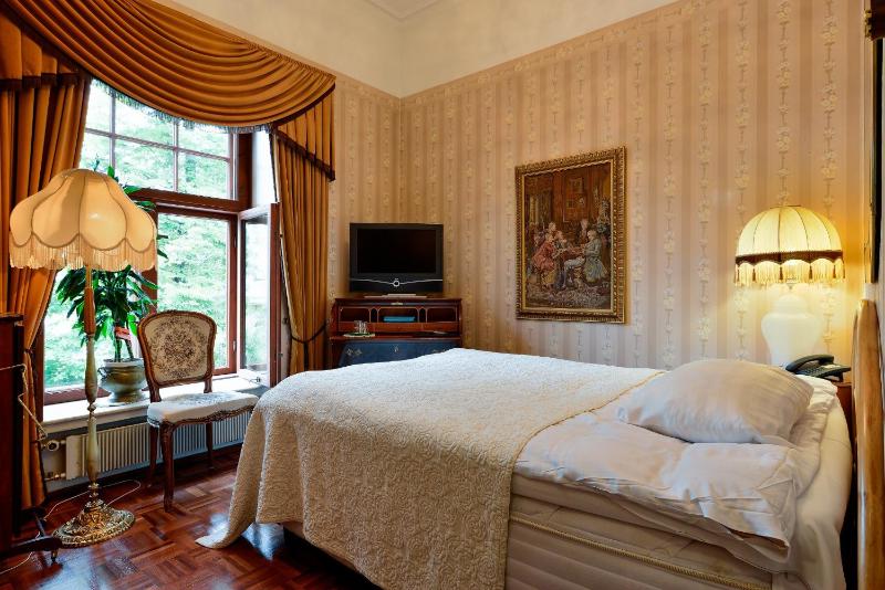 Single Room image 3