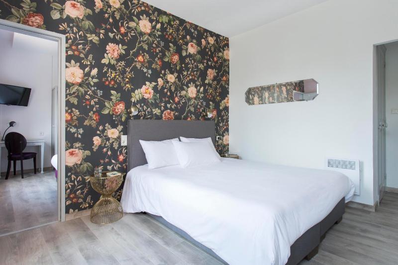 Standard Double Room image 1