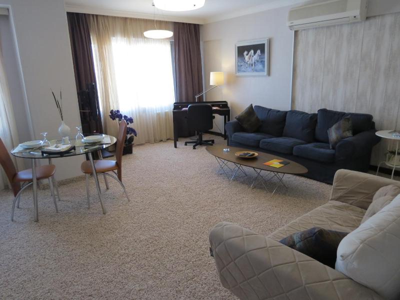 Triple Suite image 3