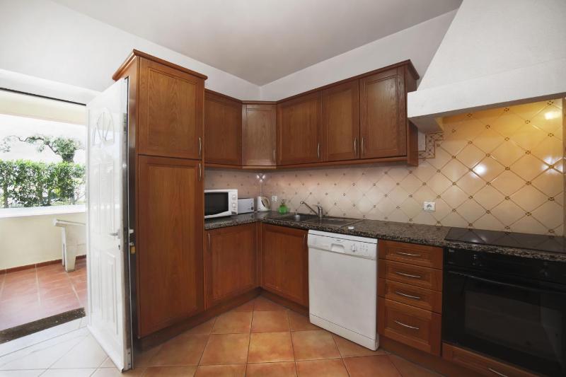 Three-Bedroom Villa image 4