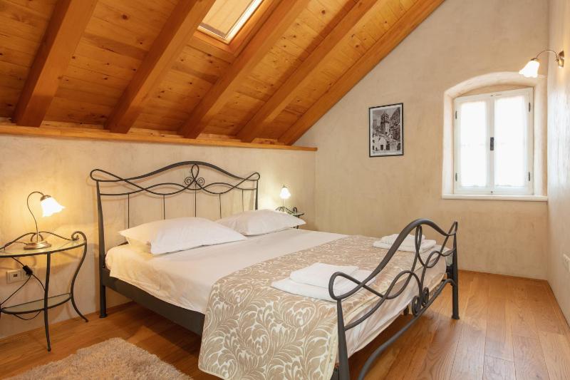Villa Mama - Traditional Apartments in Omis free parking - image 23
