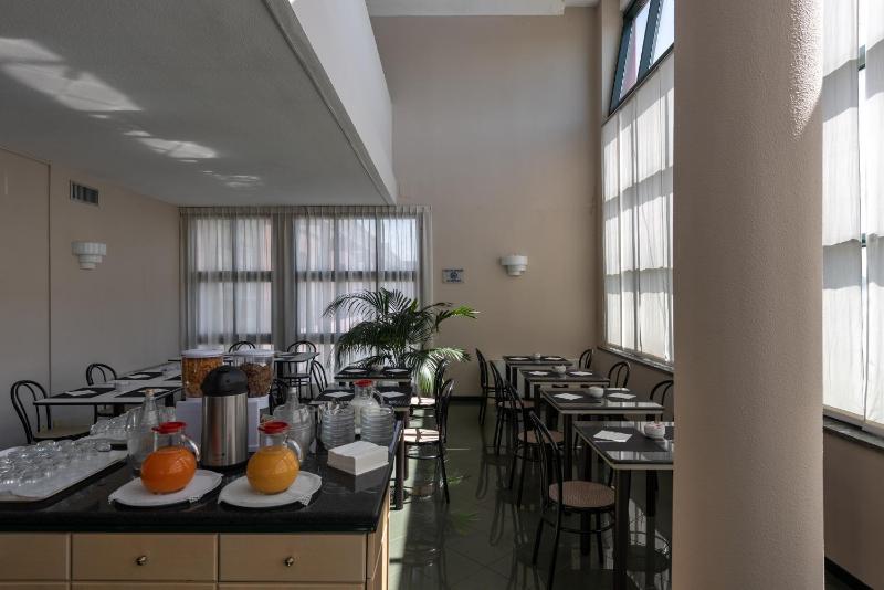 Standard Single Room image 1