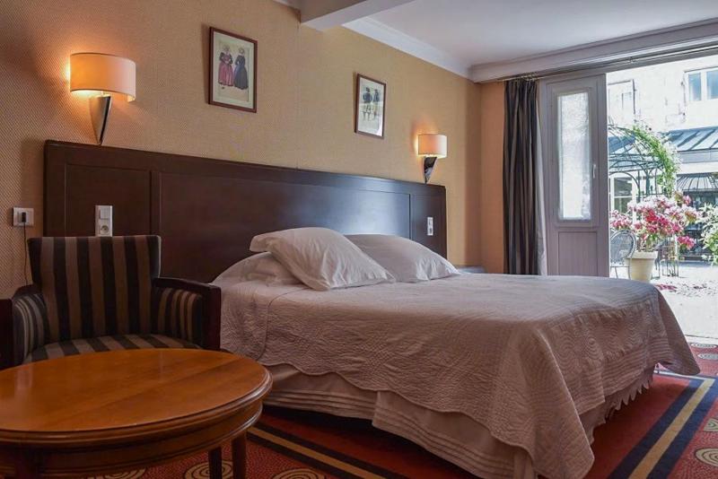 Double Room with Disable Access image 3