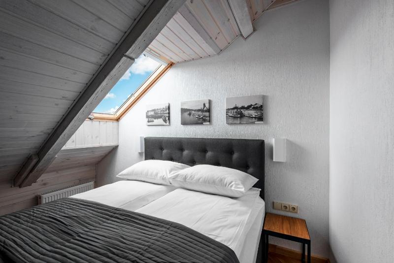 Piano Apartments - image 5