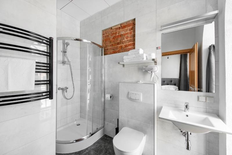 Piano Apartments - image 16