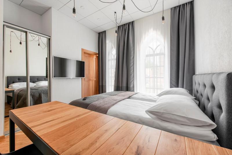 Piano Apartments - image 19