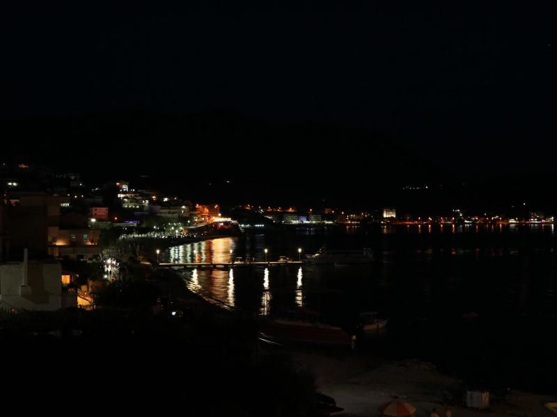 Beachfront Apartment - image 4
