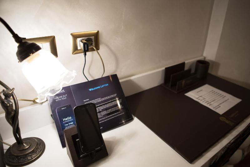 Superior Double or Twin Room image 4