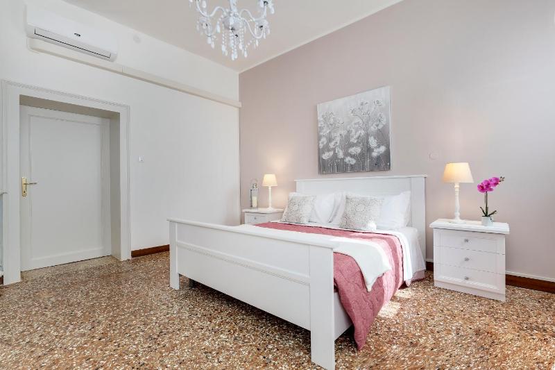 Four-Bedroom Apartment image 3