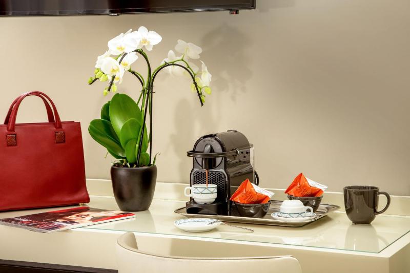 Executive Double Room image 2