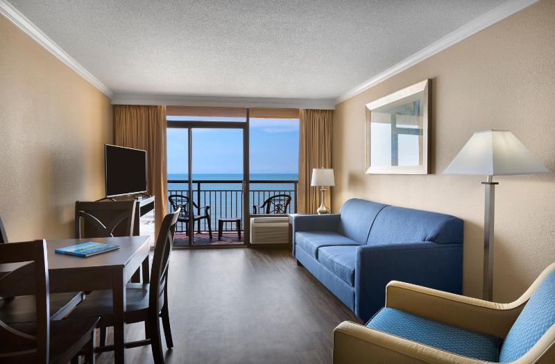 Oceanfront Suite image 3