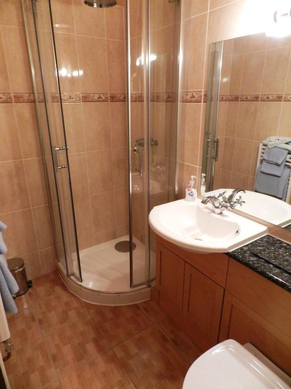 Single Room image 2