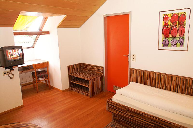 Single Room image 1