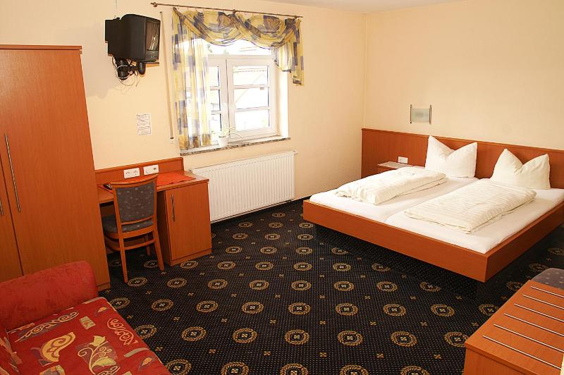 Triple Room image 1