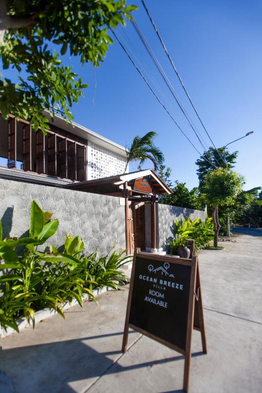 Ocean Breeze Villa - image 2