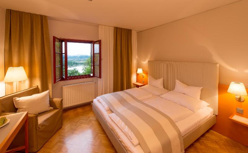 Comfort Double Room image 2