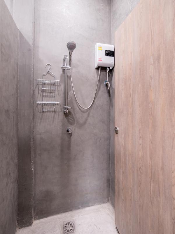 Norn Yaowarat Hotel - image 6