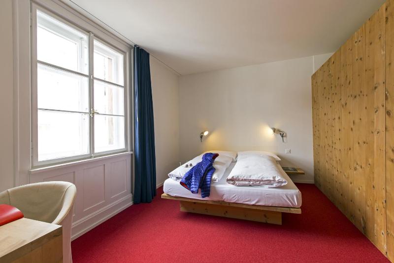 Standard Double Room image 3