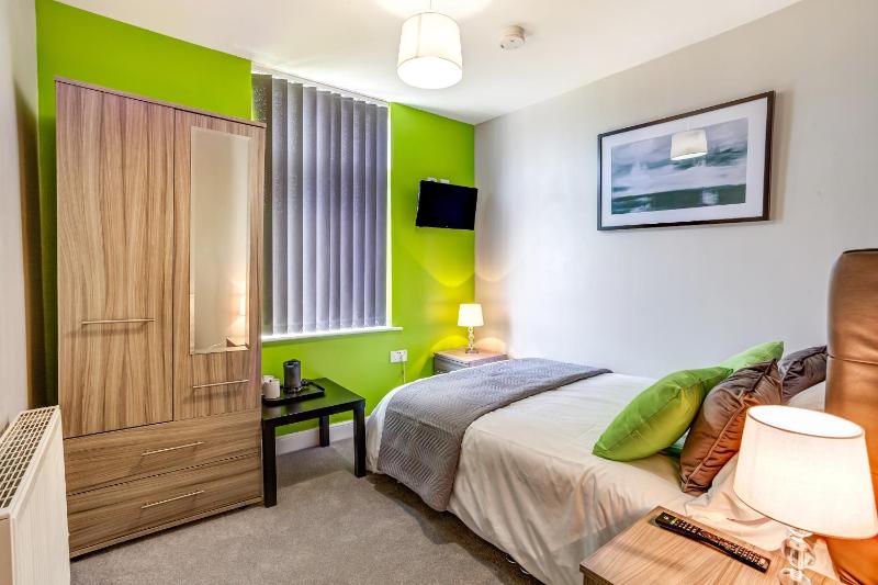 Single Room image 2