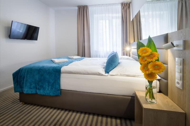 Hotel White Lion - image 13