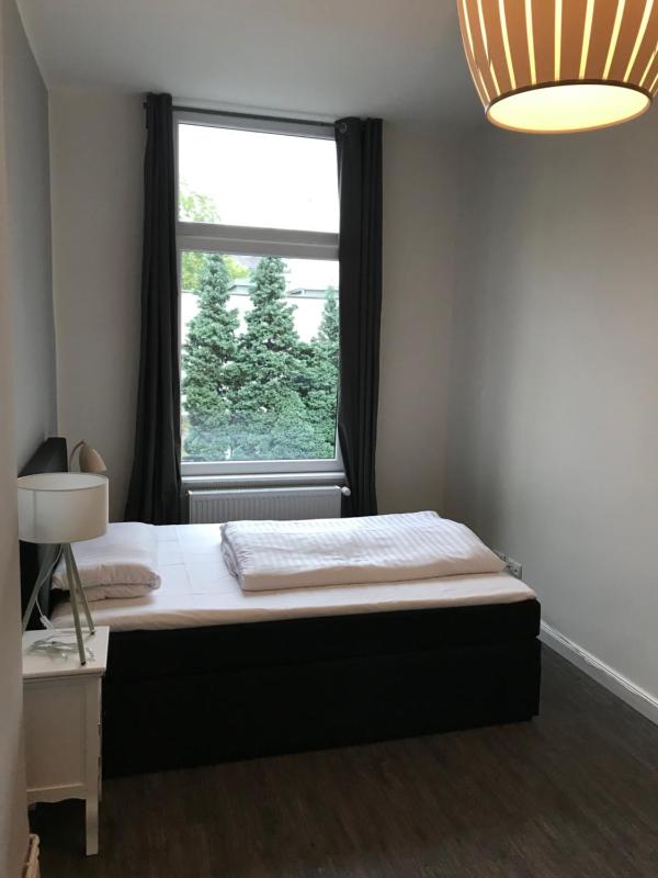 Single Room with Private Bathroom image 3