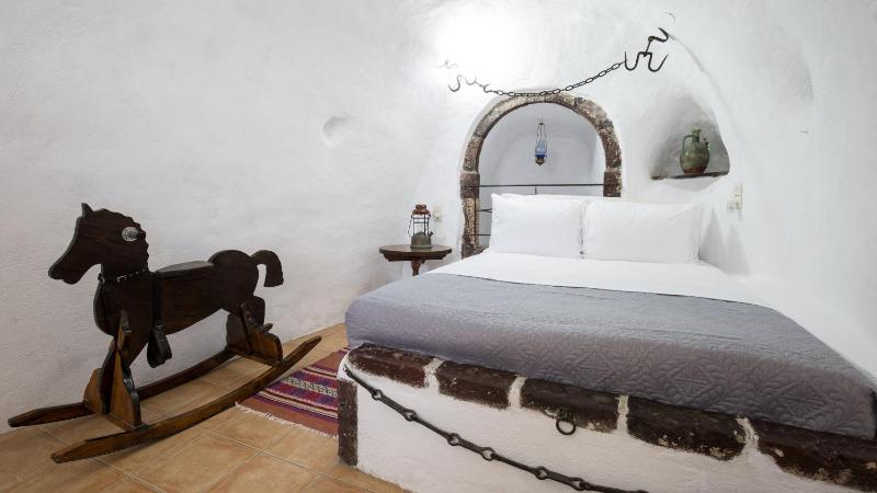 Two Bedroom Cave House image 1