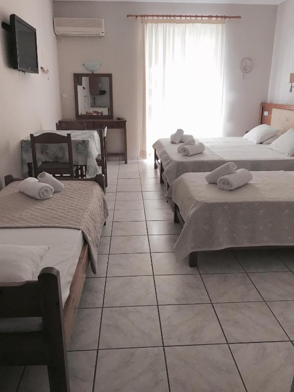 Studio Apartment image 2