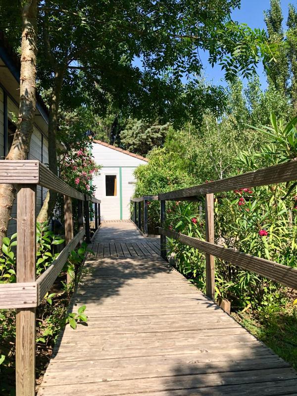 Bungalow image 3