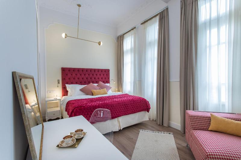 Executive Room image 1