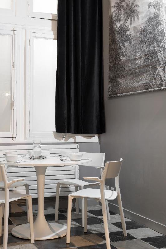 Apartment image 2