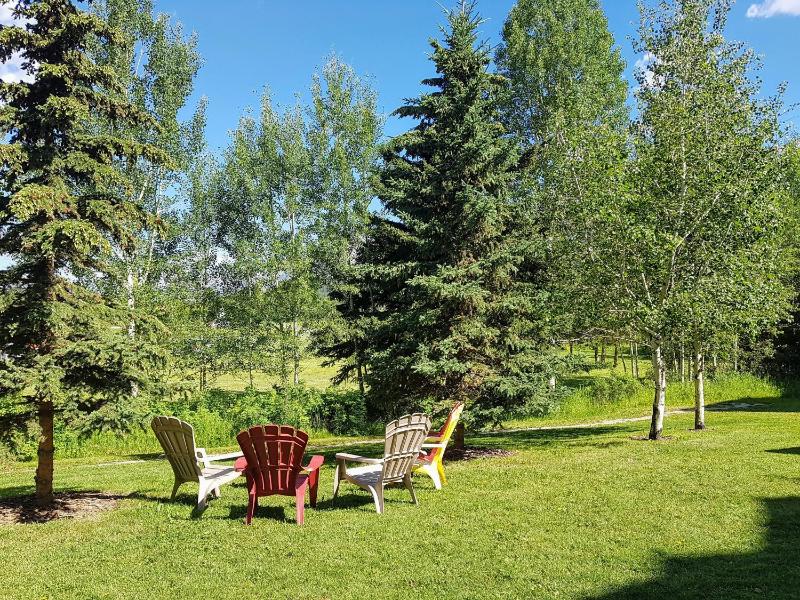 Sunset Resorts Canmore and Spa - image 33