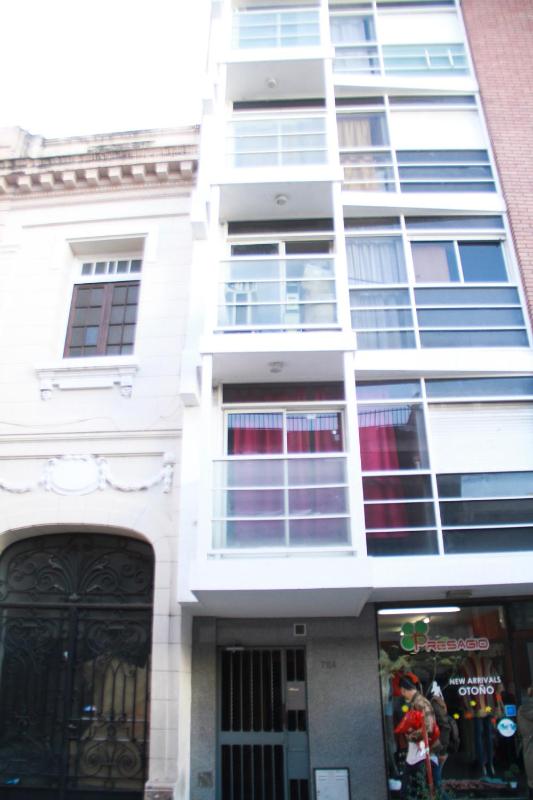 Depto En El Centro - Dean Funes - image 12