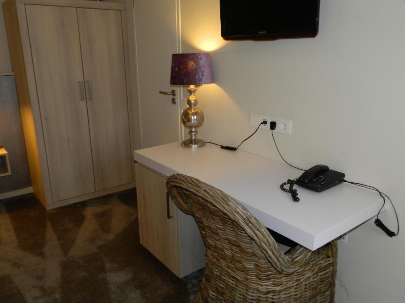 Single Room image 1