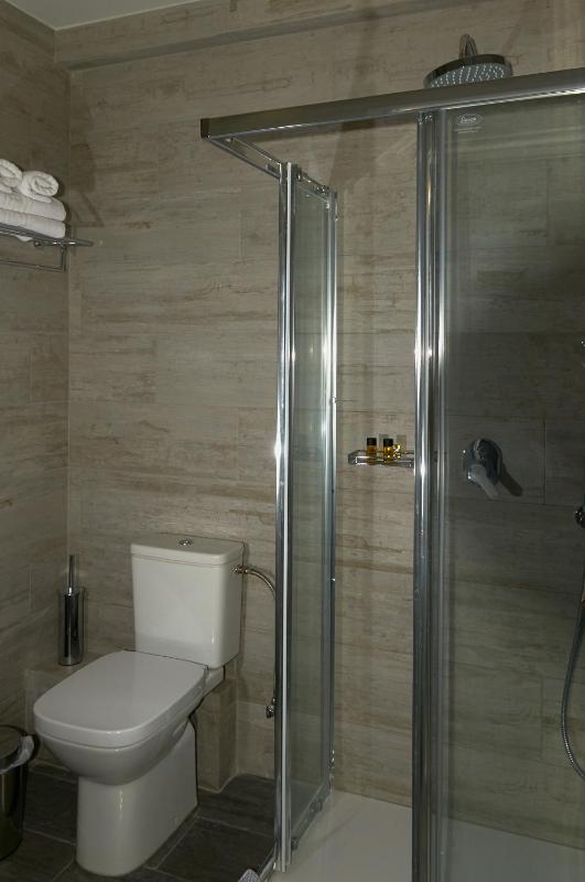 Studio Ground Floor with Sea View image 2