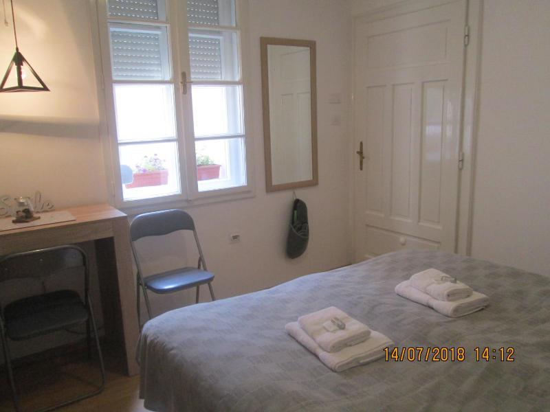 Studio Apartment image 3