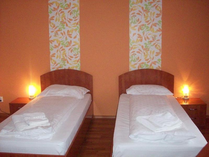Triple Room image 3