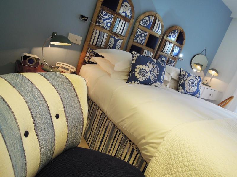 Superior Double Room image 3