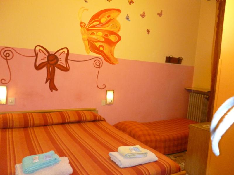 Triple Room image 4
