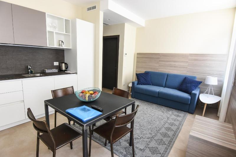 Deluxe Apartment image 3