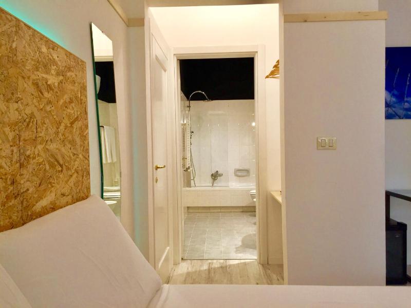 Double Room with Terrace image 2