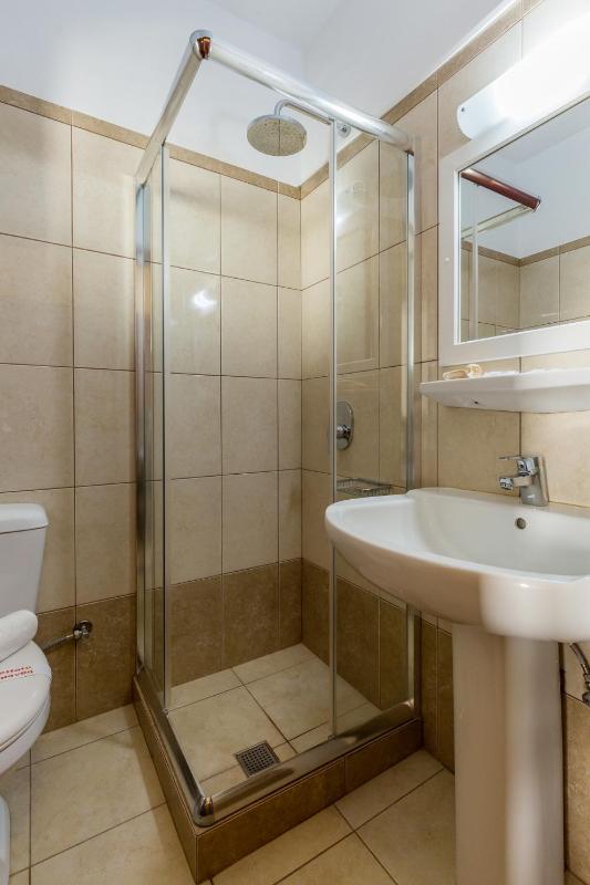 Ionia Hotel - image 8