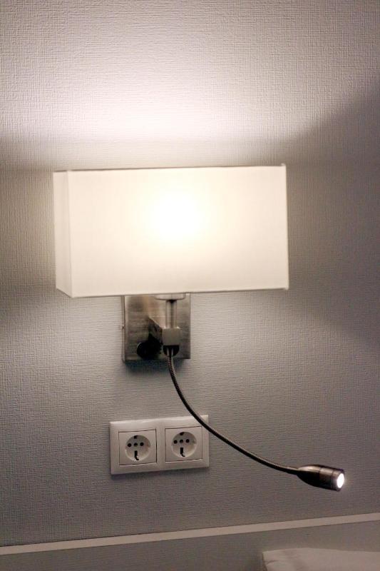Single Room with Shower image 2