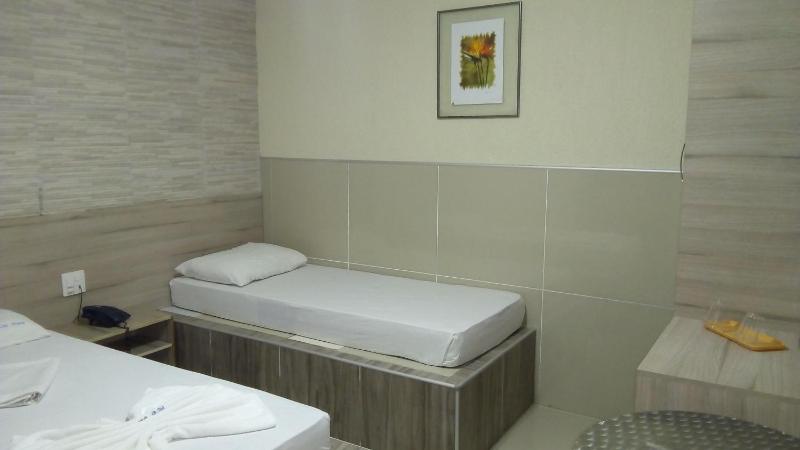 Hotel Uzi Praia - image 13