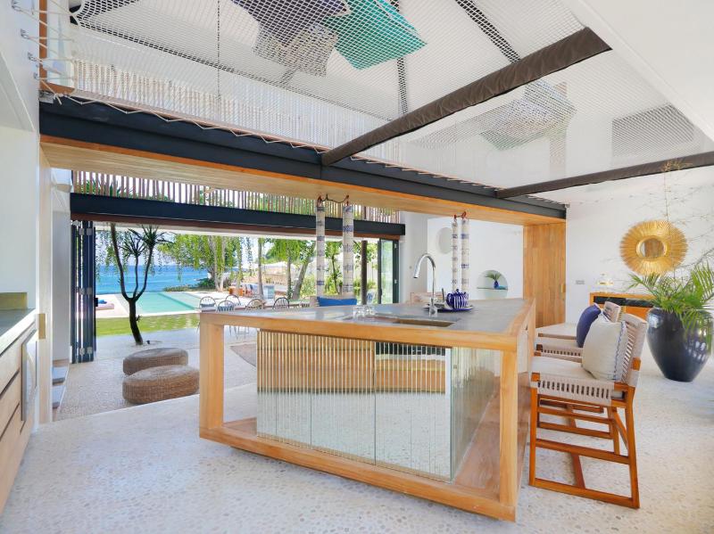 Villa Seascape by Elite Havens - image 13