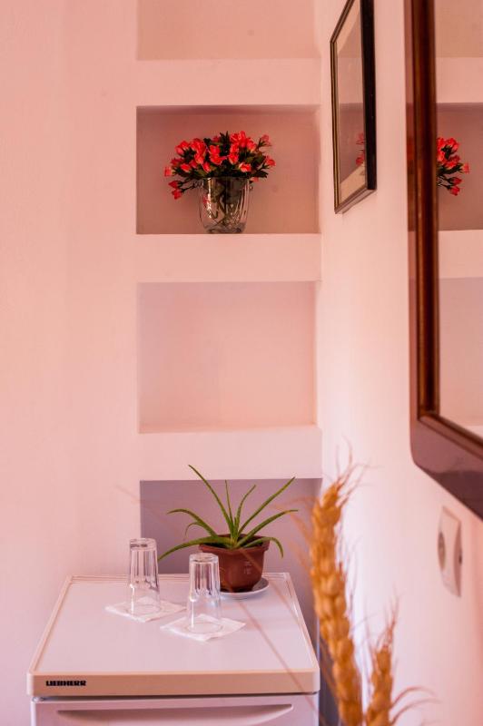  City Room View  image 3