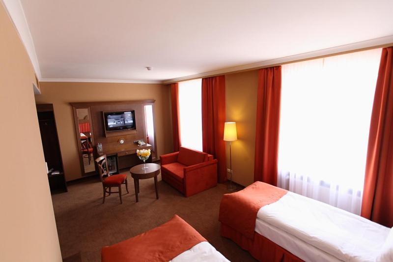 GRAND HOTEL Kielce - image 47